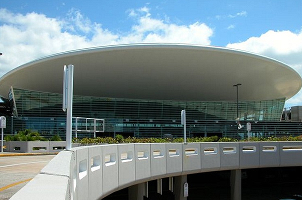 Como Se Llama El Aeropuerto De Puerto Rico
